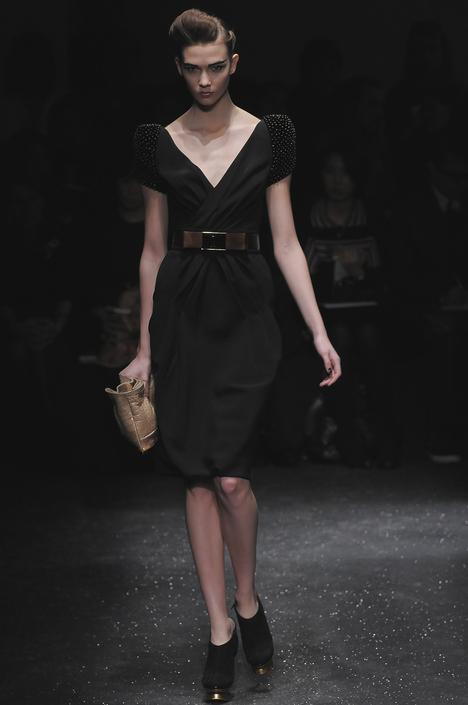 Modepilot_fashion_Mailand_Style_gianfranco_ferregianfranco_ferre_aw09_081