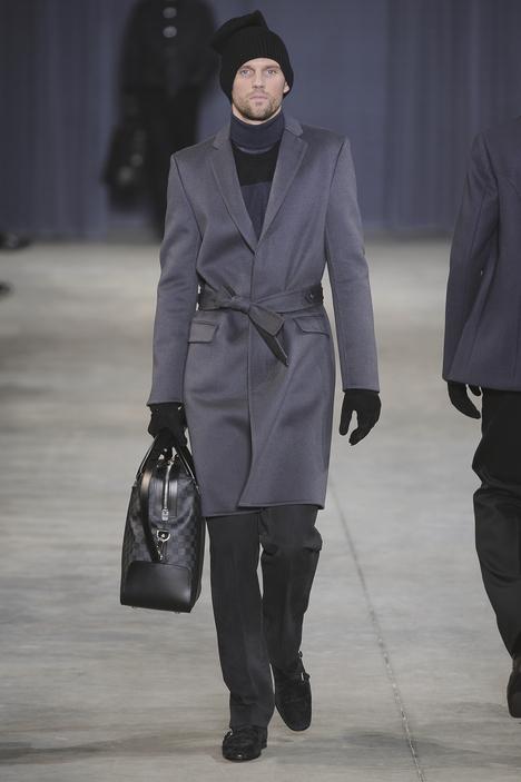 louis_vuitton_maw09_036