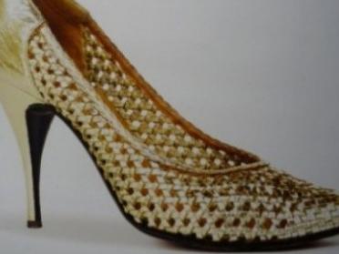 Jeden Tag ein neuer Schuh