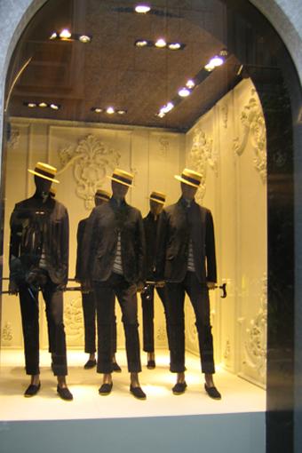 moncler-mailand-fensterdeko-modepilot-blog