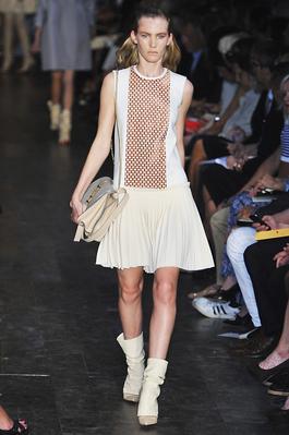victoria_beckham_dresses_ss12_550