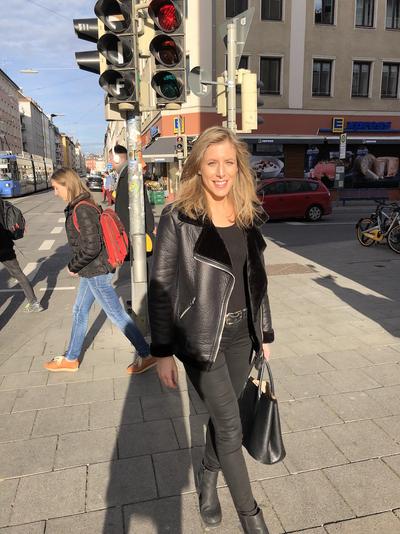Vivi Barer Strasse Modepilot Sonne