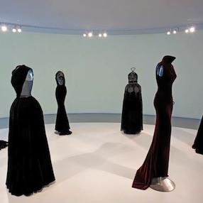 Vormerken: Alaïa in Düsseldorf