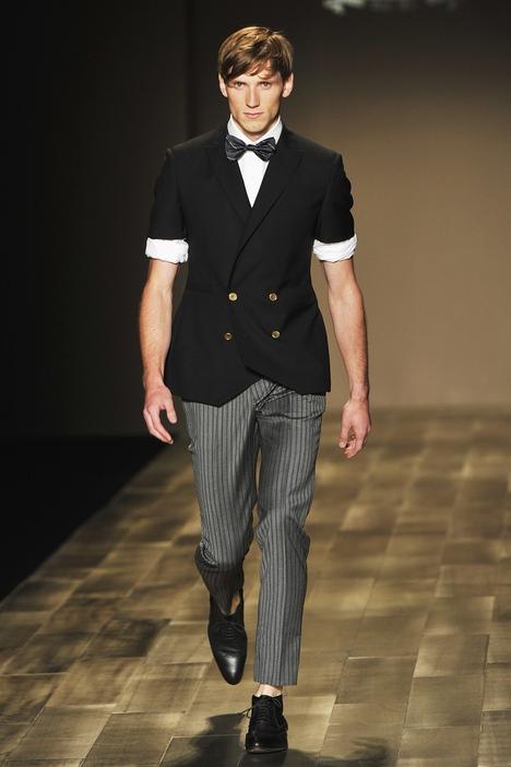 george-barnett-trussardi_1911_mss10_007-modepilot