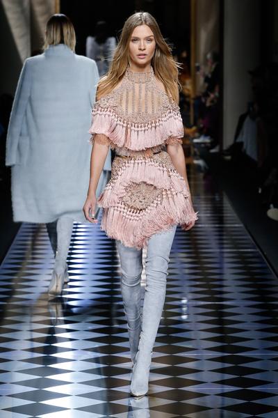Balmain Herbst/Winter 2016 trendfarbe rosa modepilot
