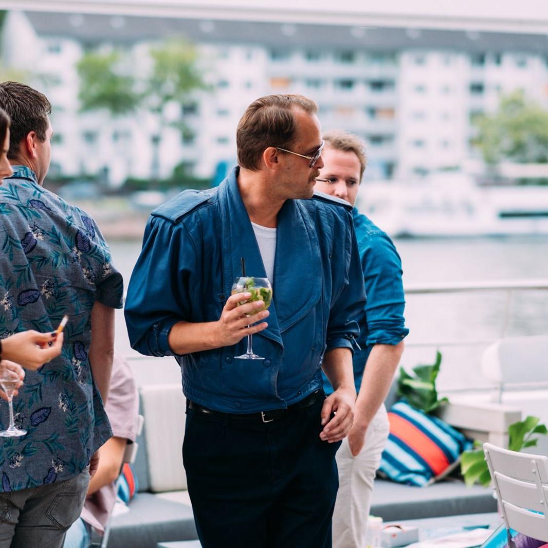 Die aktuelle Mode: eine herrliche Mottoparty?