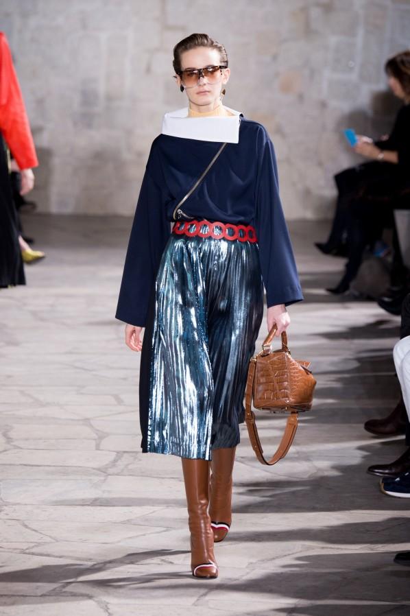 loewe_aw15_0103