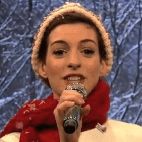 14. Türchen: Anne Hathaway beim X-mas-Karaoke