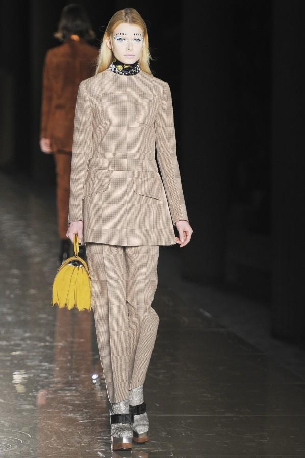 miu_miu_aw12_452