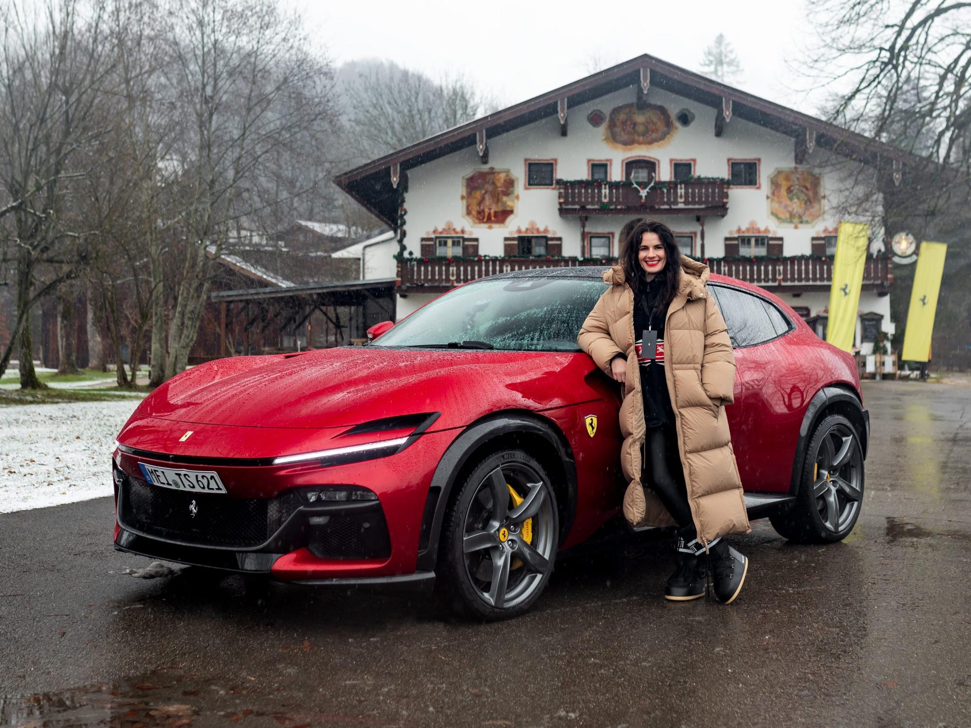 Ferrari fahren im Schnee verdreht Köpfe. Auch den eigenen. 