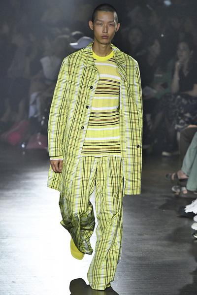 Gelbe Hose Herren Trends Modetrend Modepilot 2019