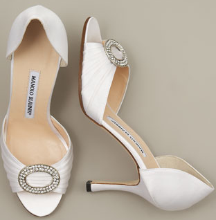 manolo-blahnik-neiman-marcus-modepilot1