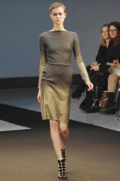 rm-by-roland_mouret_aw09_001-modepilot