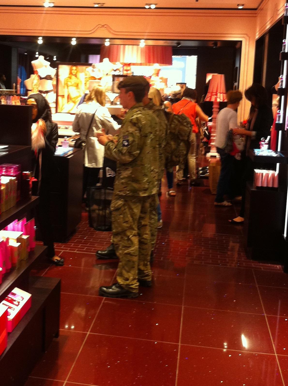 modepilot-blog-victorias-secret-london-armee-westfield