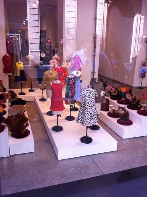 modepilot-mailand-mode-fashion-frühling-mailand-schaufenster-diverse 055 (20)