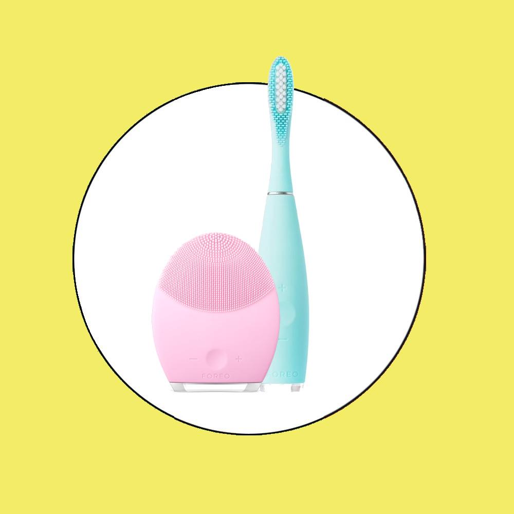 Tür 22: Gesichtsreinigungsbürste und Sonic-Zahnbürste von Foreo