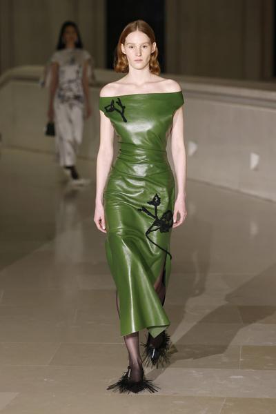 Trend 2025 Lederkleid Modepilot London