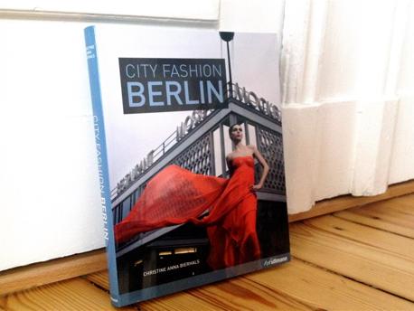 Verlosung: 'City Fashion Berlin' signiert