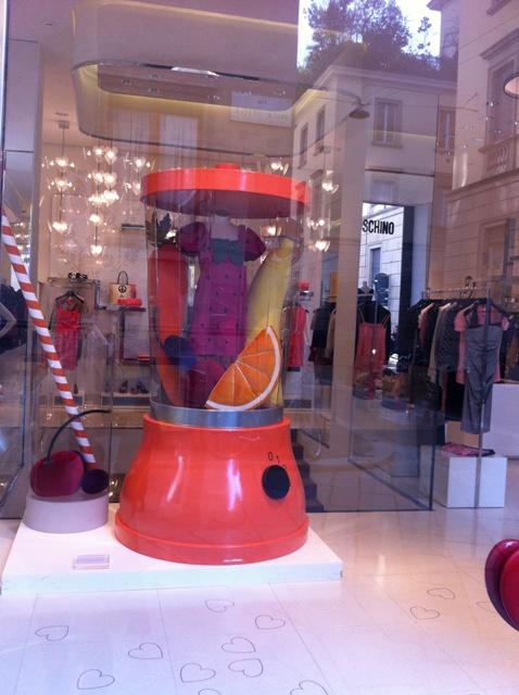 modepilot-mailand-mode-fashion-frühling-mailand-schaufenster-diverse 055 (6)
