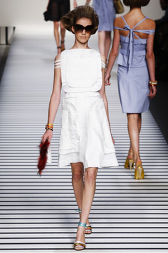 Fendi apron Modepilot