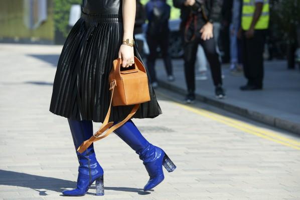 blue boots Streetstyle Modepilot London