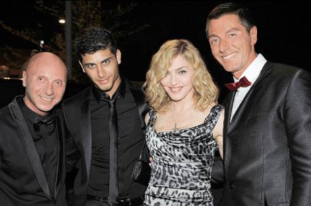 bild-19-madonna-gold-dolce-gabbana-modepilot