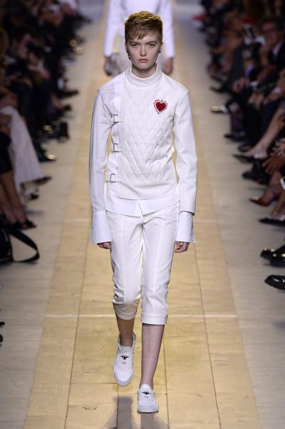 Christian Dior , spring -summer 2017 Paris, France modepilot