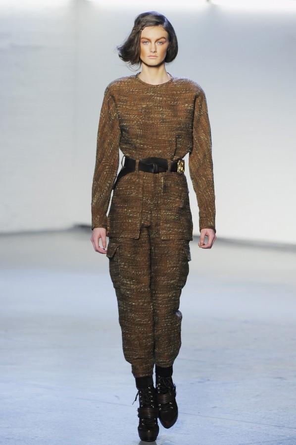 rodarte_aw12_0452