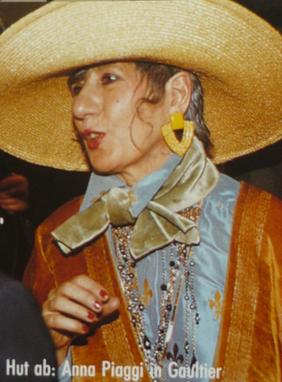 anna-piaggi-vogue-1989-modepilot