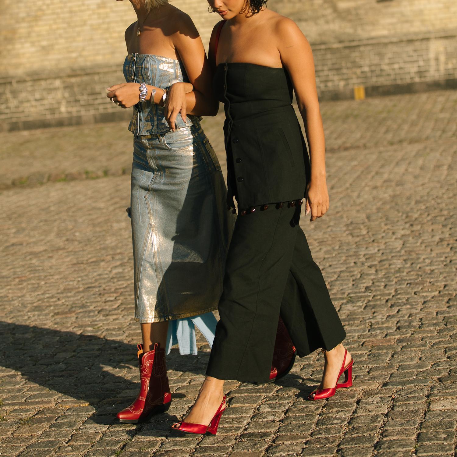 Next: Rote Schuhe