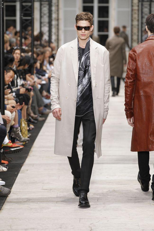 LOOK18