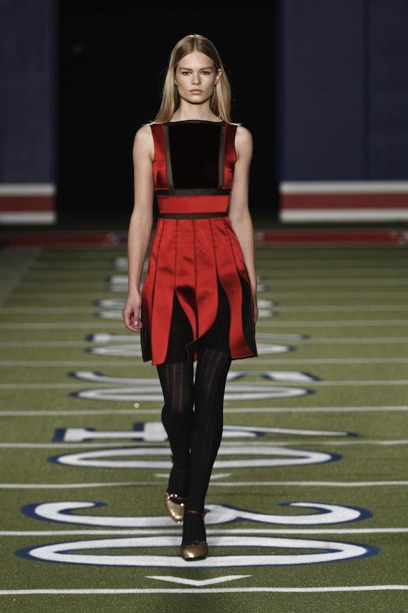 Tommy Hilfiger New York 2015 strips skirt