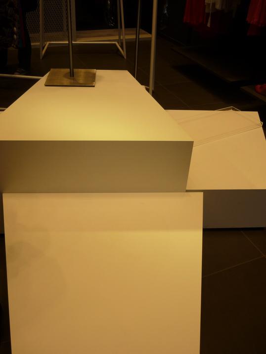 modepilot-hm-matthew-williamson-dusseldorf