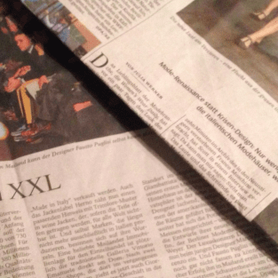 Reviews Review oder J.W. vs. J.W.