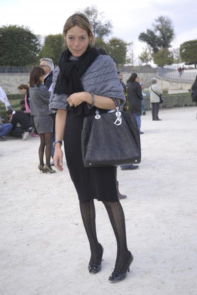 Handtasche Armbeuge 2010 Street Style Modepilot Dior