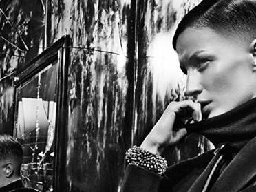 Haare ab? Bündchens Bubi-Kopf für Balenciaga