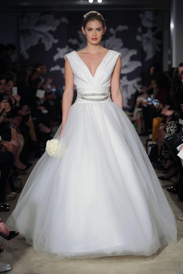 carolina_herrera_bridal_ss15_0021