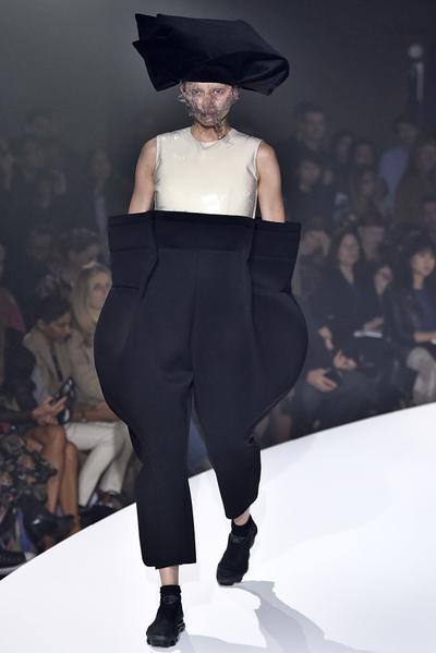 Comme des Garcons Modepilot Sommertrends 2017