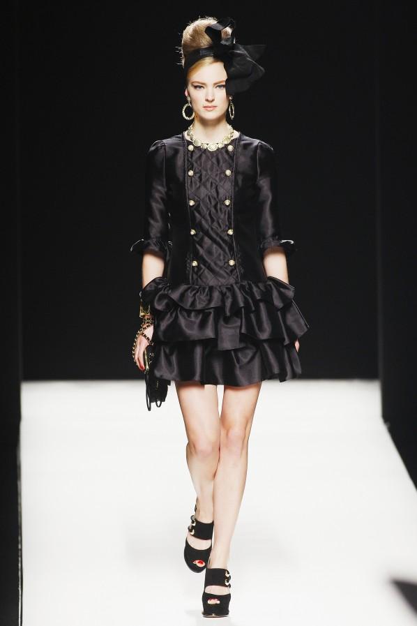 moschino_aw12_0607