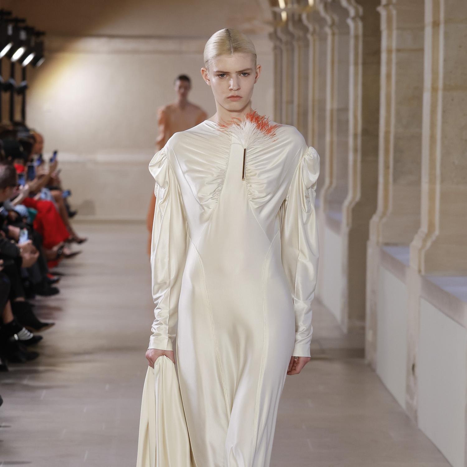 Die besten Looks von der Paris Fashion Week für Herbst 2023