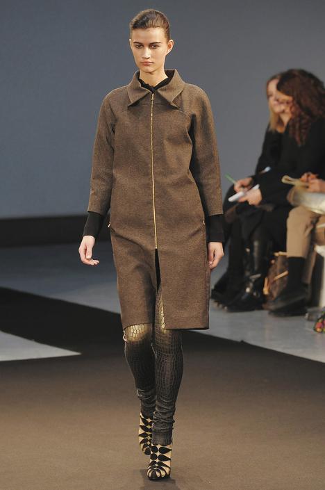 rm_by_roland_mouret_aw09_132-modepilot
