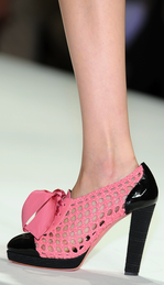 moschino-cheap-chic-modepilot