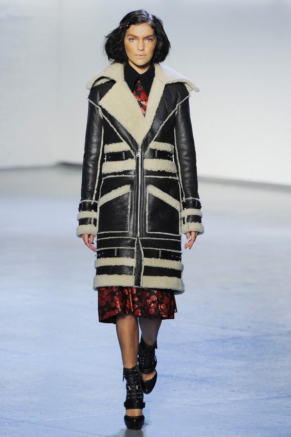 rodarte_aw12_0221