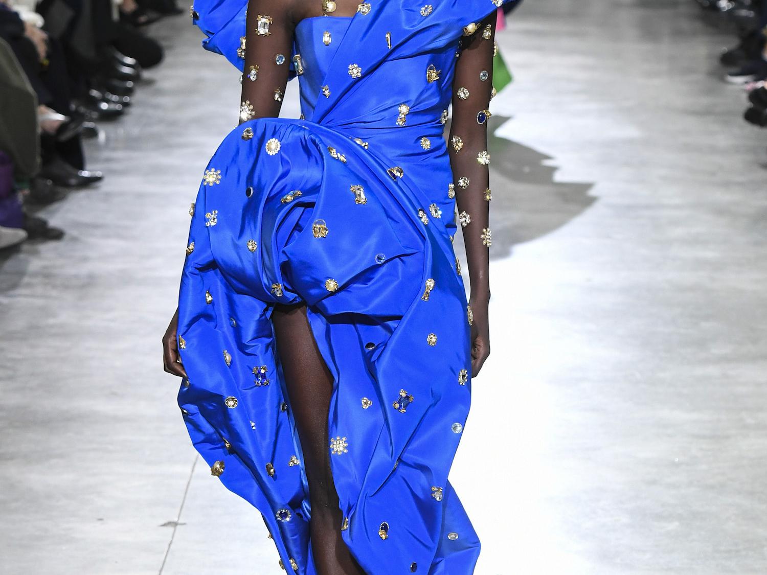 Die Haute Couture bringt uns vor allem... Schmuck!
