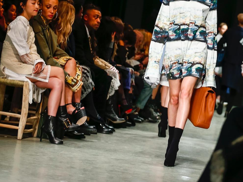 Basics: Wie sieht die schwarze Stiefelette denn jetzt aus?