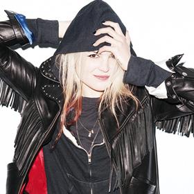 Alison Mosshart x Surface to Air