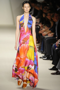Akris Qhinn flowers Modepilot