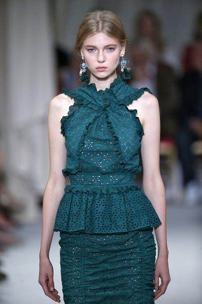 Oscar de la Renta Catwalk Modepilot