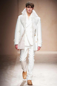 Salvatore Ferragamo white coat Modepilot