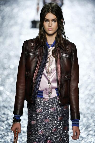 Coach Kaia Gerber all catwalk pics Modepilot 2018 Runway